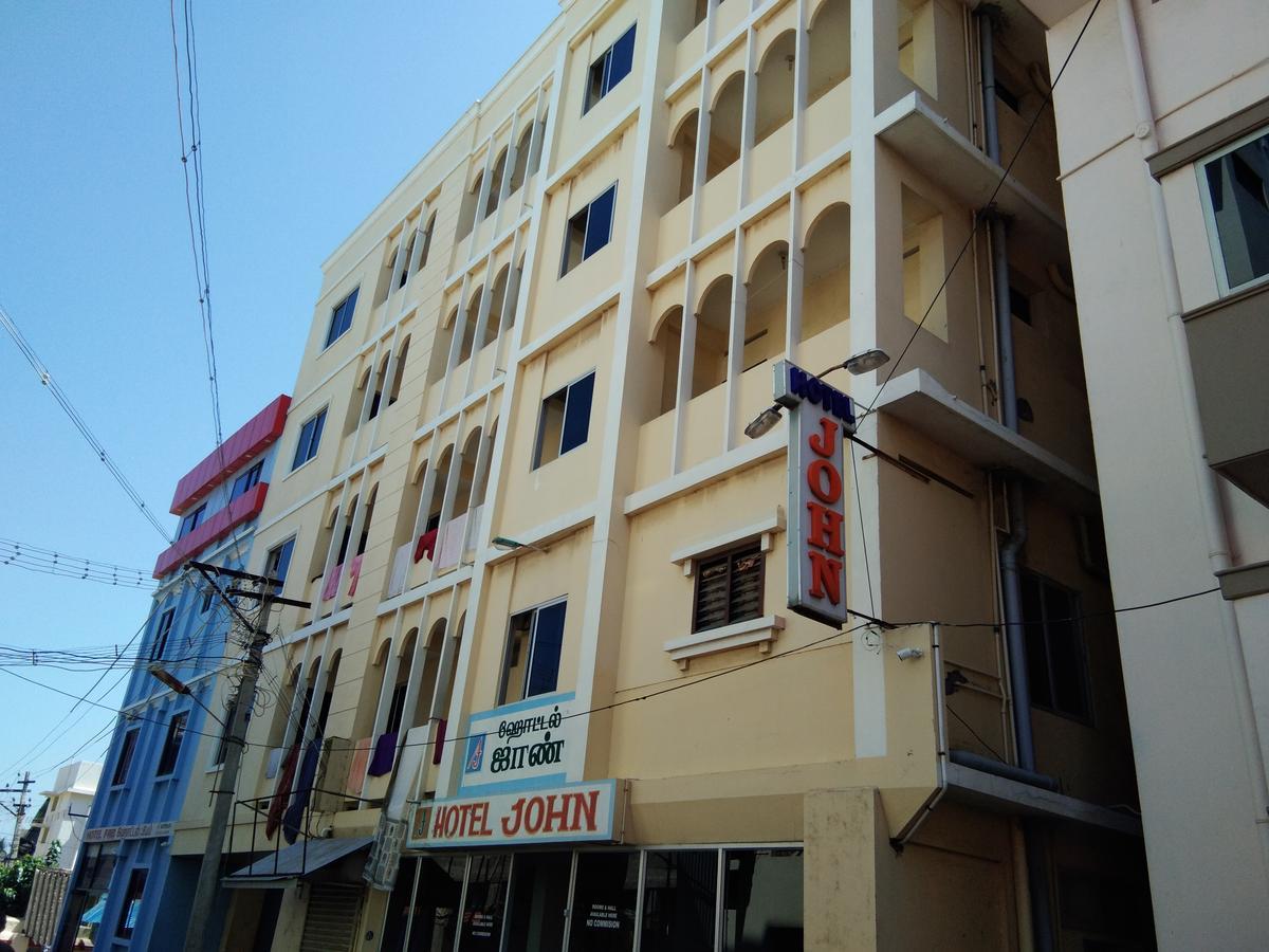 Hotel John Kanyakumari Exteriör bild
